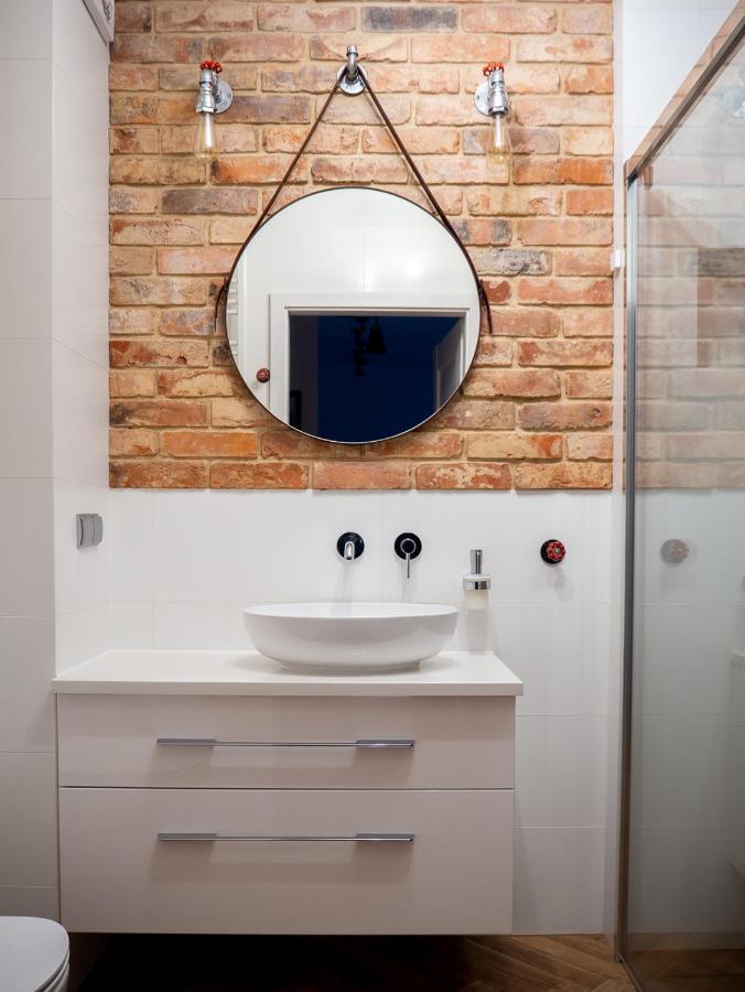 Brick House - Apartament Zoska Wroclaw Exterior photo